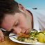 علت خواب آلودگی بعد از غذا