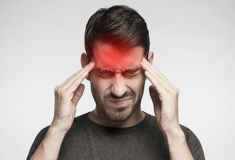 با این 15 راهکار ساده، میگرن را در منزل درمان کنید!