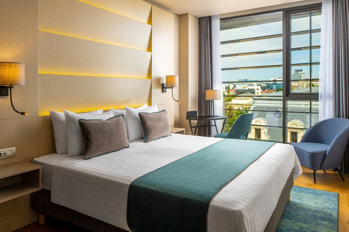 تور لحظه آخری