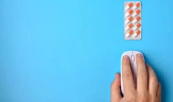 مزایای استفاده از داروخانه‌های آنلاین در گرمای تابستان: تجربه‌ای نوین در دسترسی به سلامت